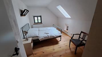 Individually furnished, free WiFi