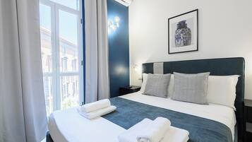 5 bedrooms, iron/ironing board, free WiFi, bed sheets