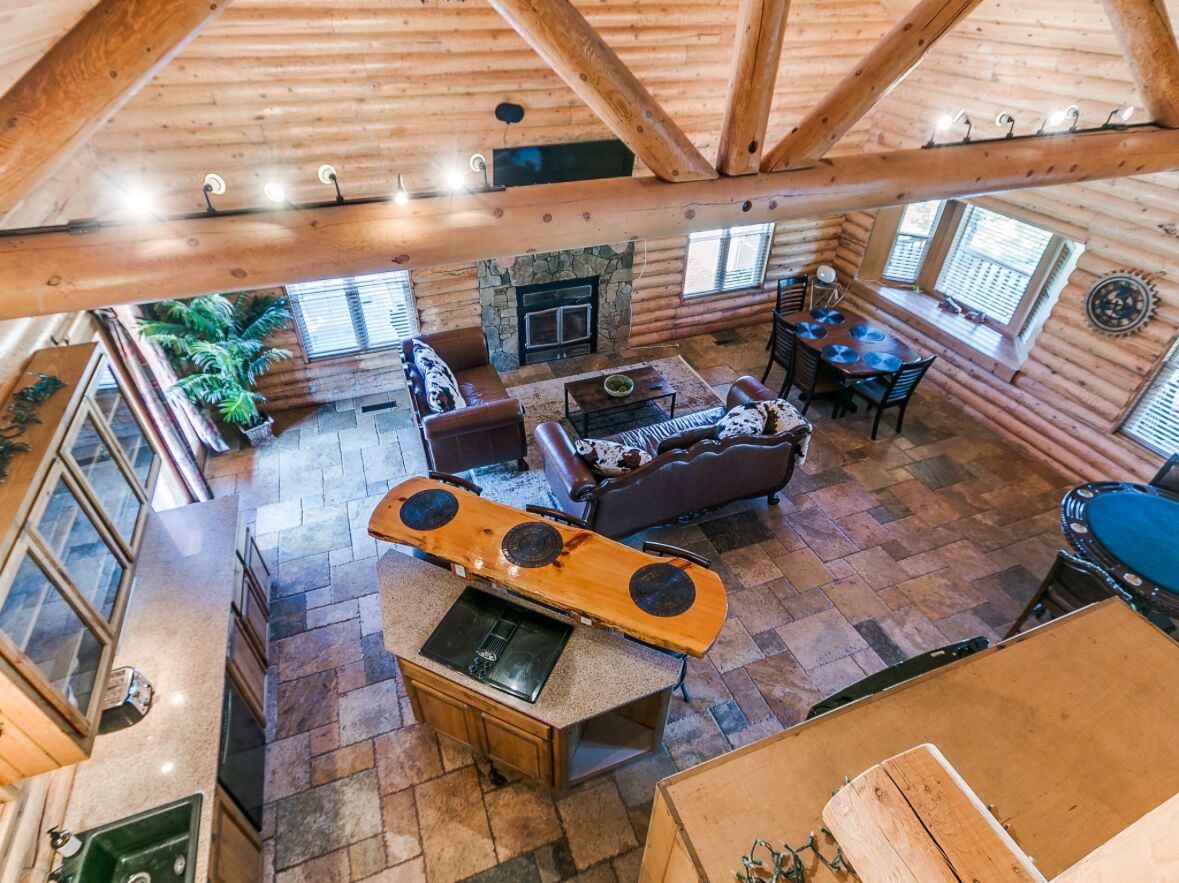 Naffcation Lodge Okc Cabin And Guest House Retreat On 5 Acres - Oklahoma City, OK