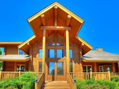 Naffcation Lodge OKC Cabin And Guest House Retreat On 5 Acres