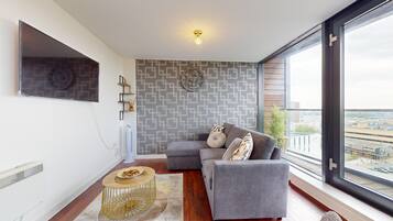 Apartment | Living area | TV
