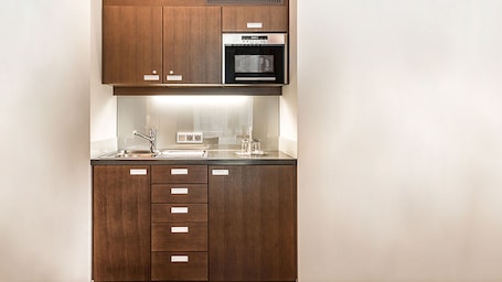 Electric kettle, eco-friendly cleaning products