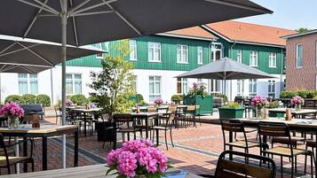 3 Restaurants; Frühstück, Mittagessen und Abendessen werden serviert