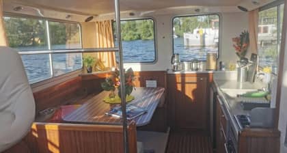 Yachtcharter in Mecklenburgische Seenplatte·Locaboat — Pénichette 935 W (1989)