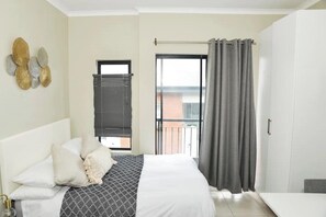 1 sovrum, strykjärn/strykbräda, wi-fi och sängkläder