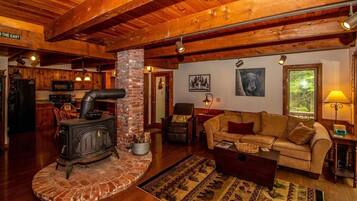 Smart TV, fireplace, foosball, books