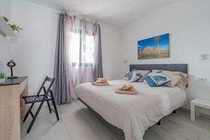 1 Schlafzimmer, Schreibtisch, Bügeleisen/Bügelbrett, kostenloses WLAN