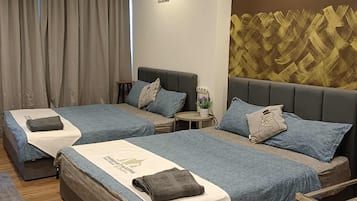 3 bedrooms, desk, WiFi