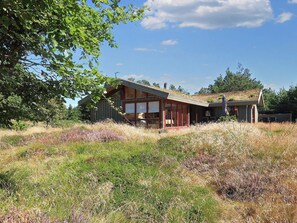 Exterior - 6 Person Holiday Home in Blokhus (Blokhus)