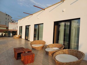 Wi-Fi gratuit, draps fournis