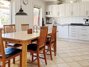 House | Private kitchen - 5 Star Holiday Home in Visby (Visby)