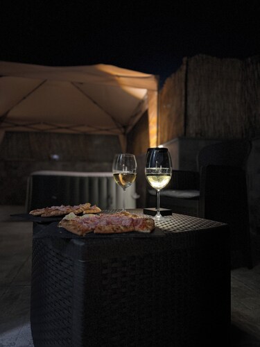 Royal Quest House, elegant and at the foot of Etna!