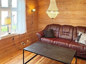House | Living area - 7 Person Holiday Home in Gurskoy (Heroy)