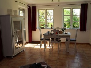 House | Dining