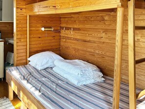 House - 7 Person Holiday Home in Varmdo (Fågelbrolandet)