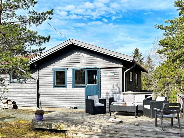 House | Terrace/patio - 7 Person Holiday Home in Varmdo (Fågelbrolandet)