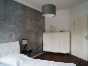 Ferienhaus | 2 Schlafzimmer, individuell eingerichtet