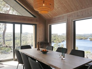 House | Dining