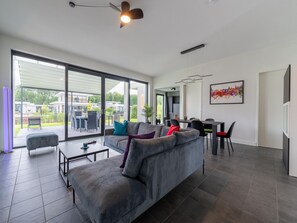 Villa | Living area