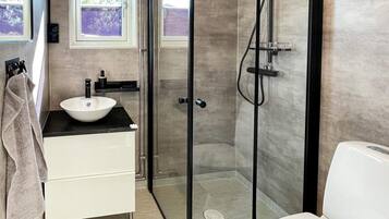 House | Bathroom