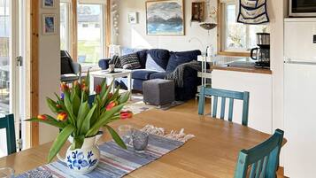 House | Dining