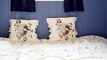 4 bedrooms, individually furnished