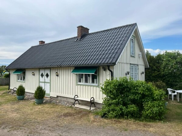 House | Exterior