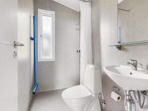 Bathroom - 4 Star Holiday Home in Vipperod (Vipperod)