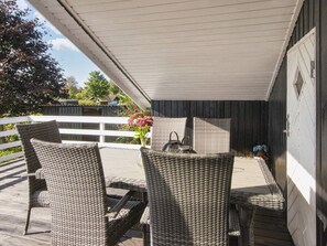 House | Dining