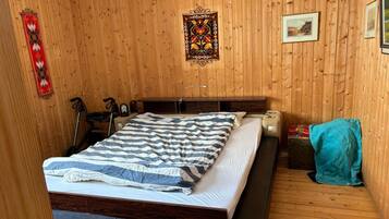 House | 3 bedrooms, individually furnished