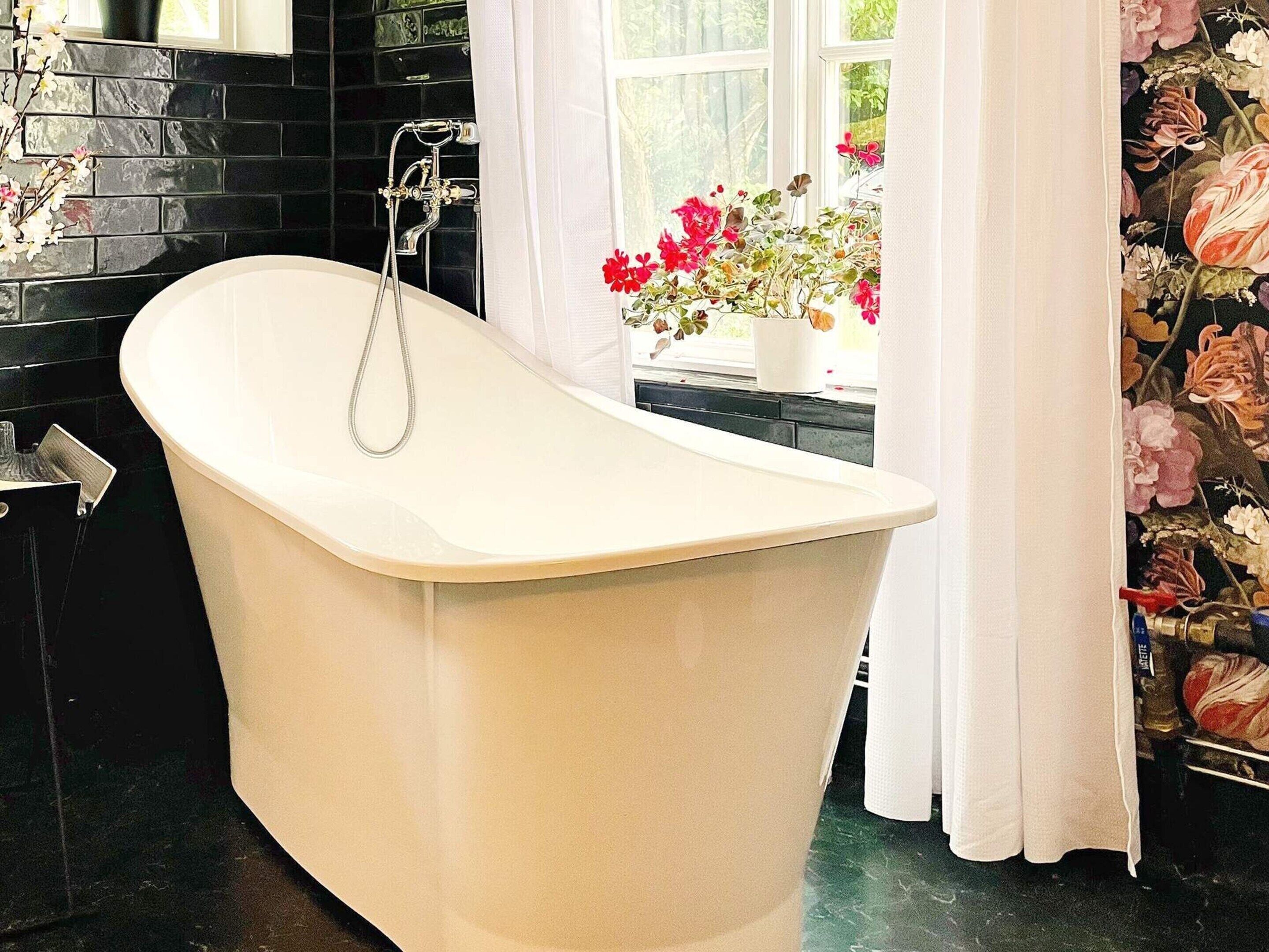 House | Bathroom