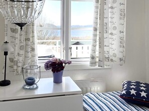 Hus | Utsikt mot vattnet