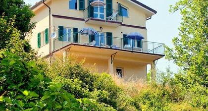 Rustic Cottage Charm in Liguria