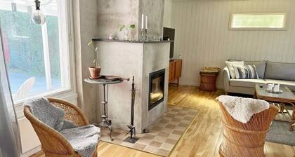 6 Person Holiday Home in Djurhamn