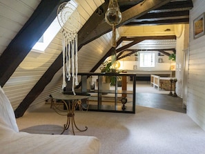 Apartment | 4 Schlafzimmer, individuell eingerichtet