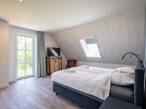 House - Villa on Texel Near Wadden Sea & Bird Area (Oosterend)