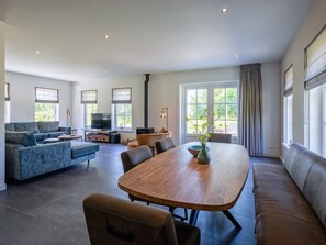 獨棟房屋 | 用餐區