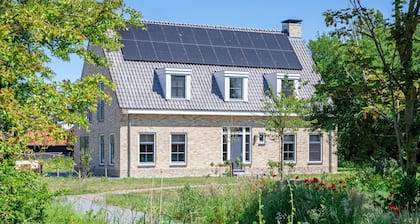 Villa on Texel Near Wadden Sea & Bird Area