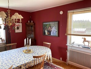 تناول الطعام