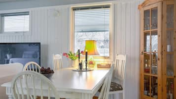 House | Dining