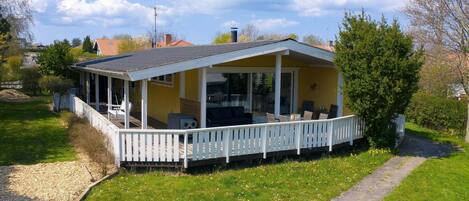 Talo | Terassi/patio