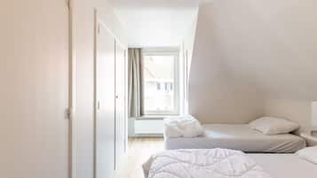 1 bedroom, iron/ironing board