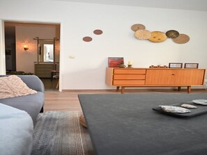 1 bedroom - Vintage Style Apartment With Balcony/terrace (Bremen)