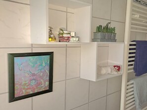 House | Bathroom - Vintage Style Apartment With Balcony/terrace (Bremen)