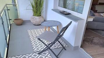 House | Dining