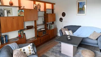 House | Private kitchen | Electric kettle, toaster