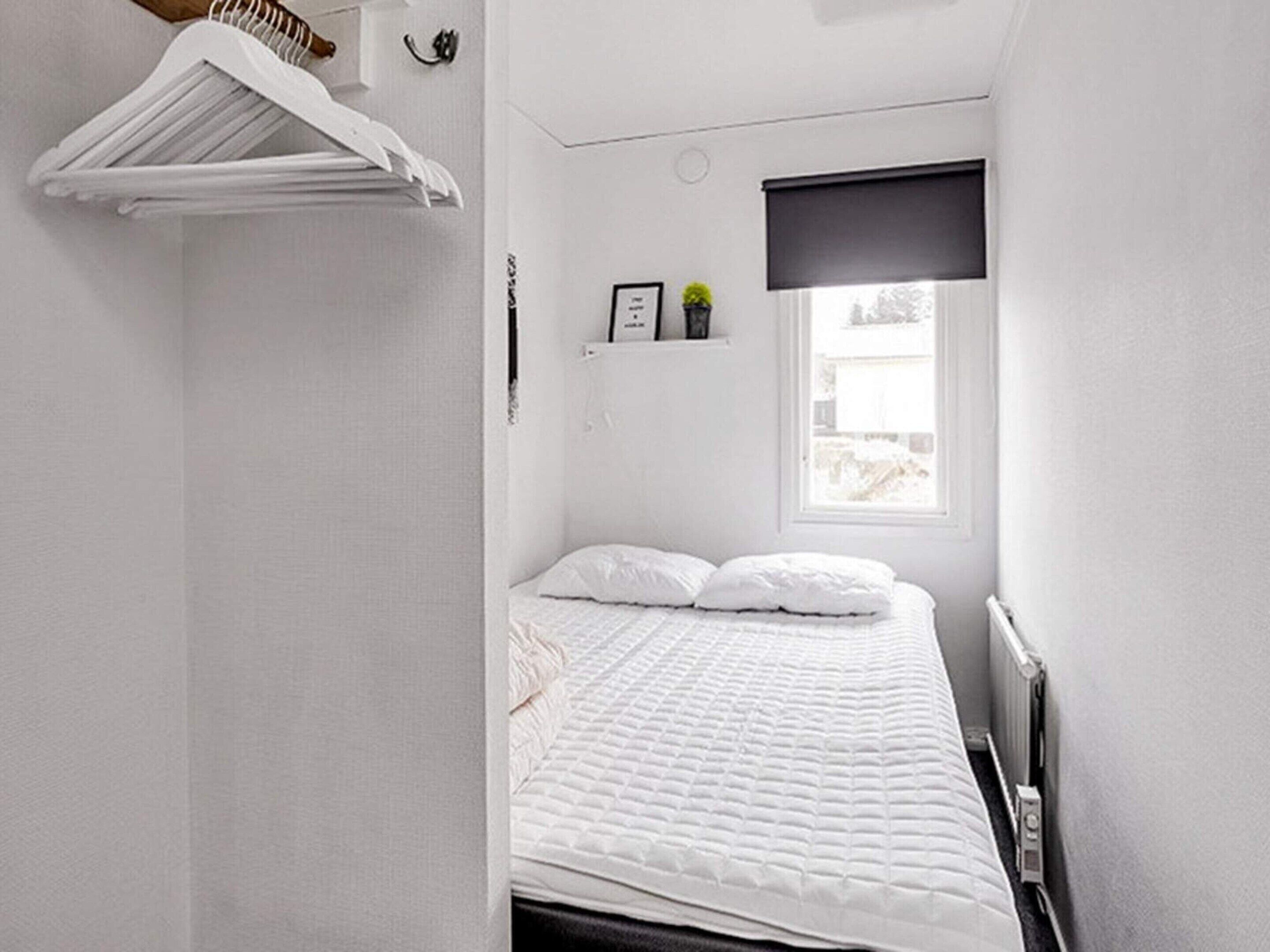 House | 3 bedrooms, individually furnished