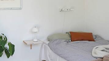 House | 3 bedrooms, individually furnished