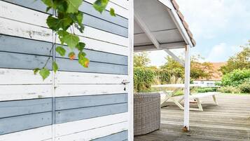 Villa | Balcony