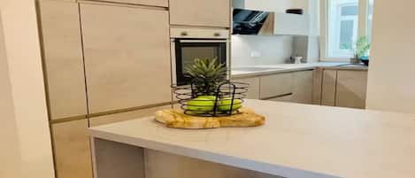 House | Private kitchen | Electric kettle, toaster